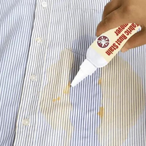 Quitamanchas universal para telas y superficies